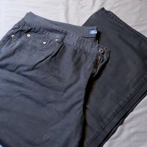PLUS Avenue Jeans